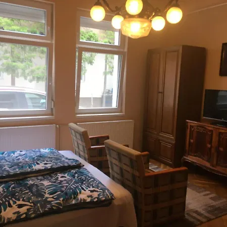 Honved Apartmanhaz *